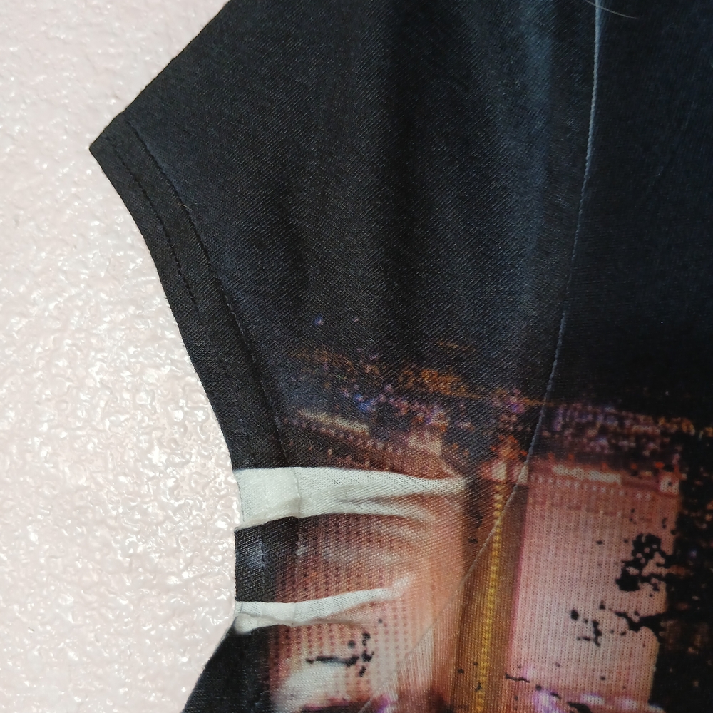 Colorful Beaded "Welcome To Fabolous Las Vegas Nevada" Graphic T-Shirt Size M - Picture 8 of 9